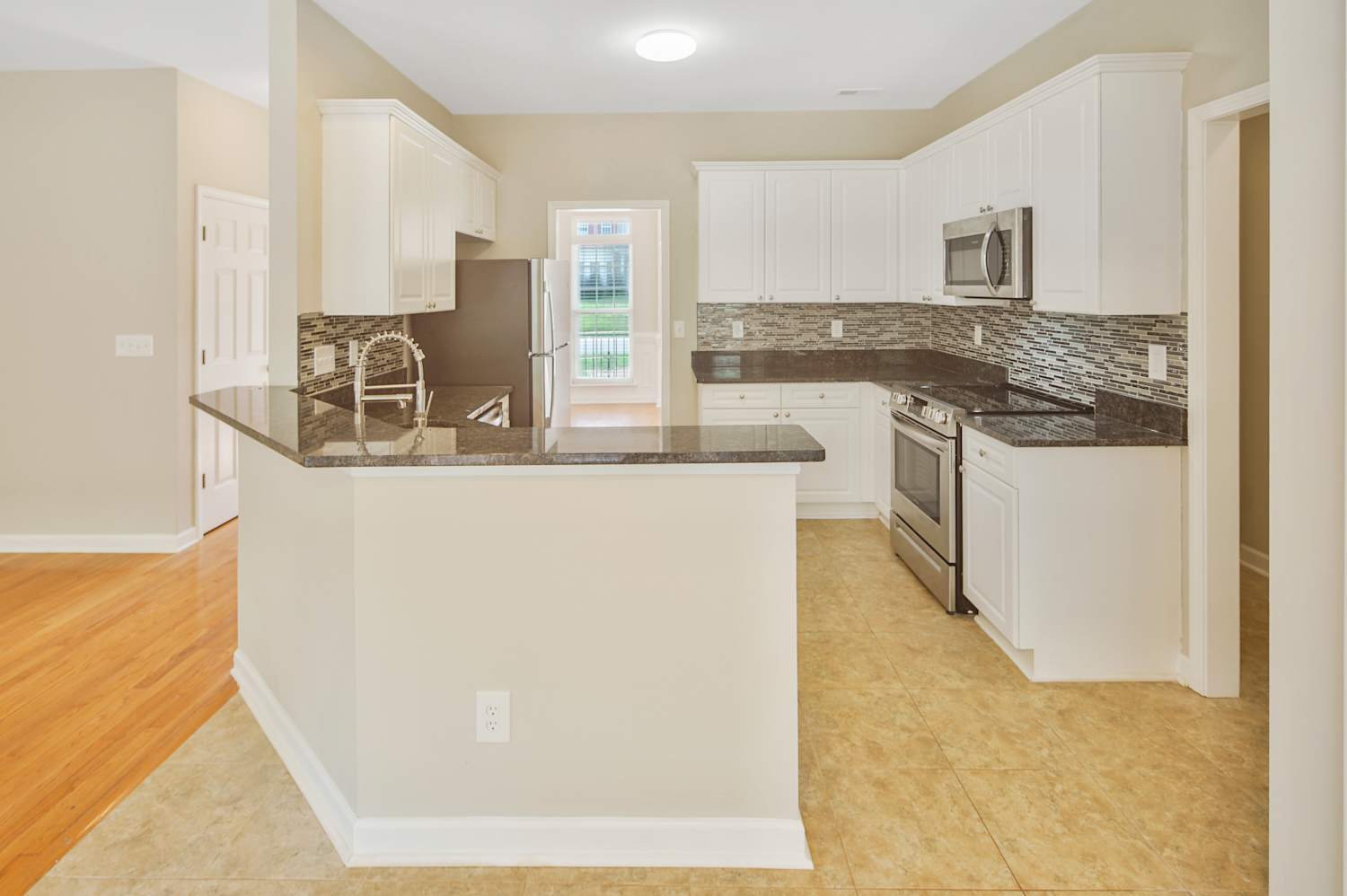 8224 Suttonview Dr, Charlotte photo 8