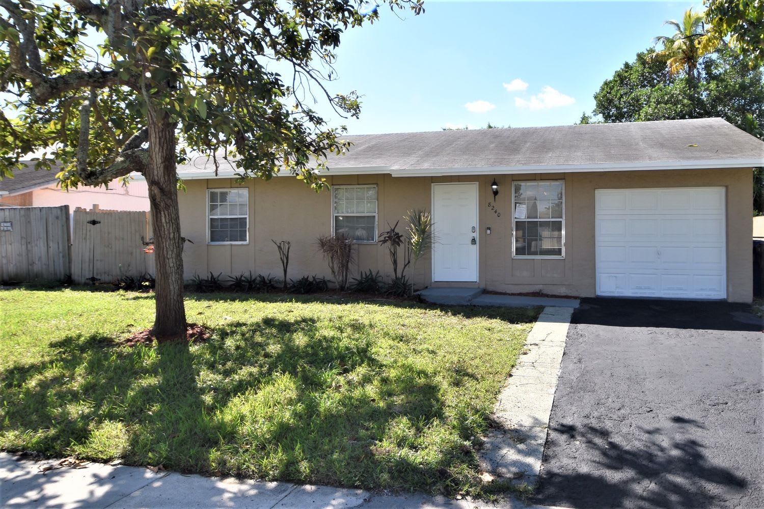 Front of 8240 SW 7th Ct, North Lauderdale, FL