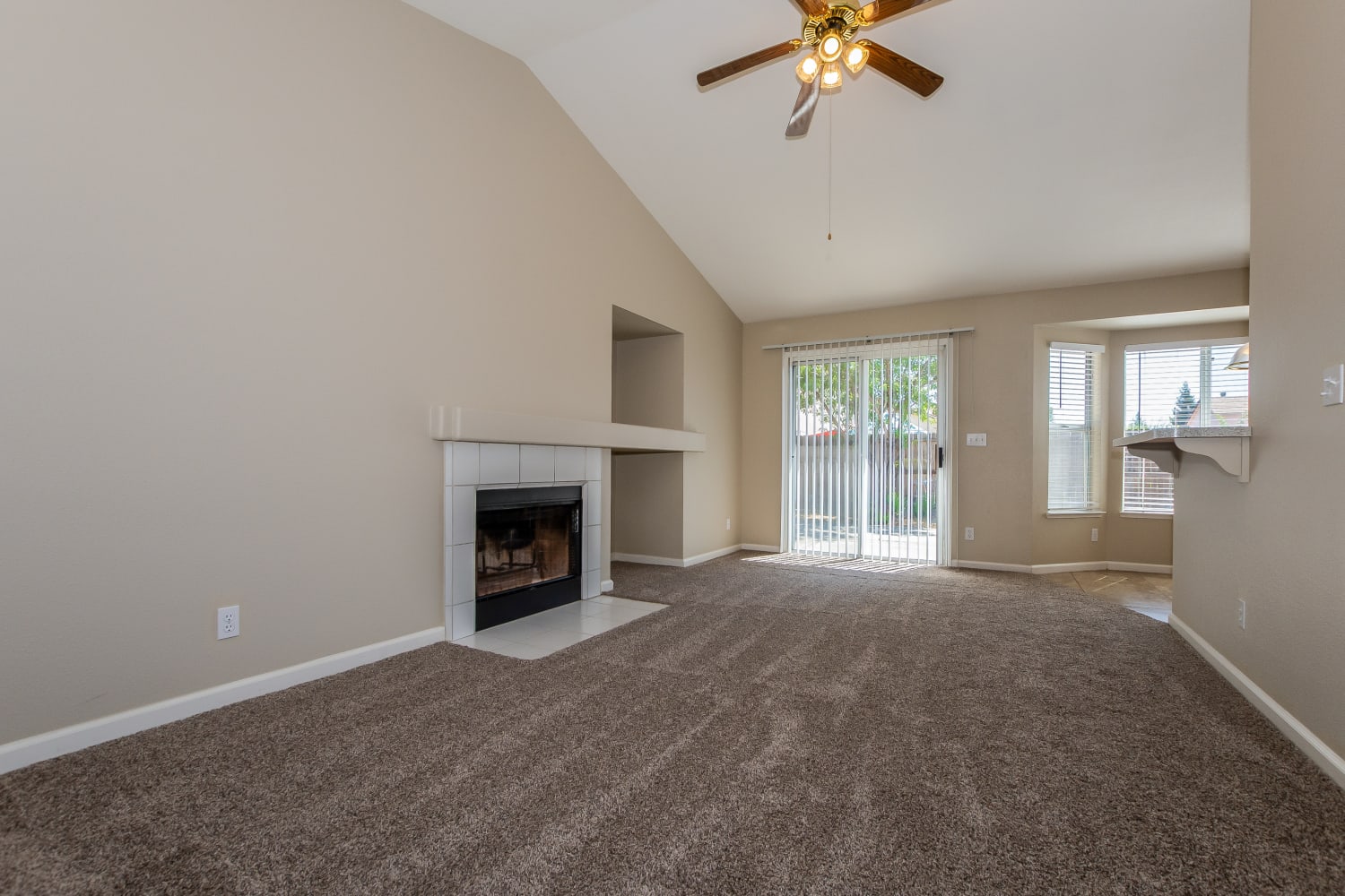 828 Inder Ln, Yuba City photo 6