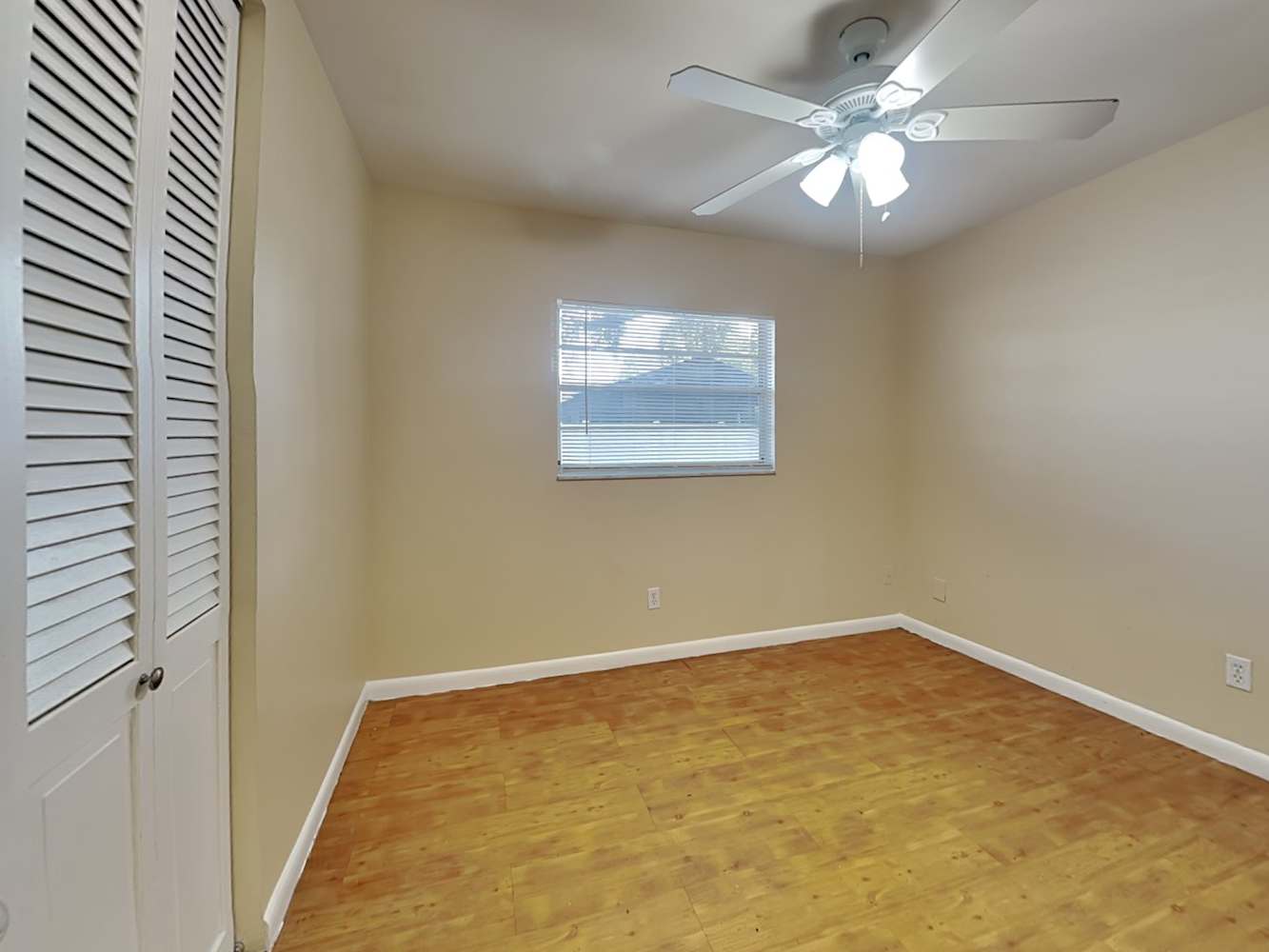 8303 W Hiawatha St, Tampa photo 11