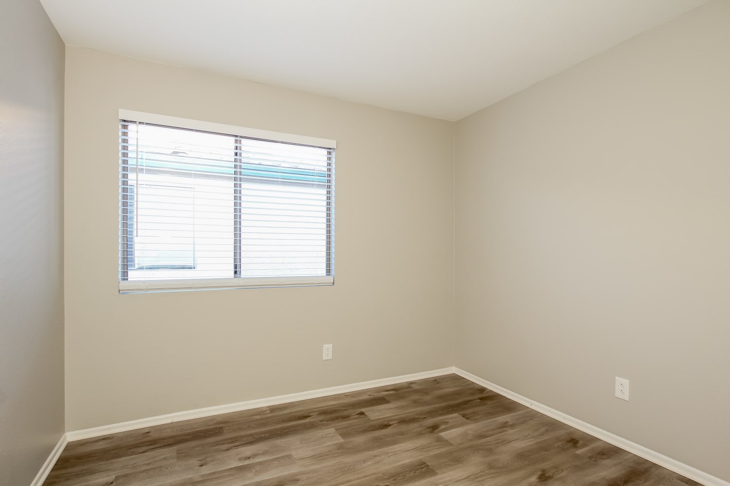 8304 W Baxter Drive, Phoenix photo 8