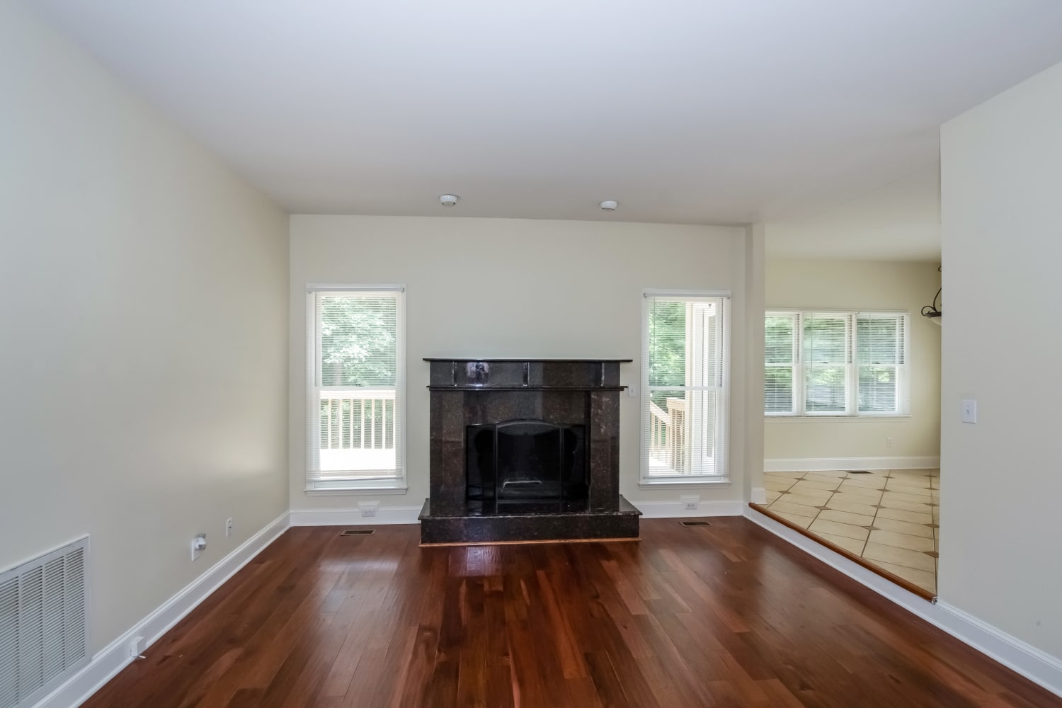 8309 Sardiscroft Rd, Charlotte photo 7