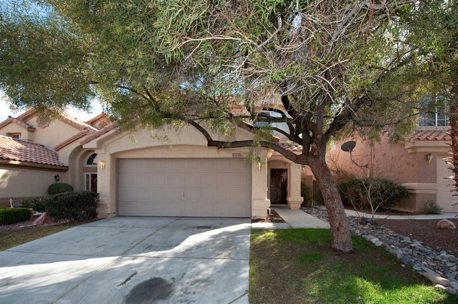 8321 Olive Canyon Dr, Las Vegas photo 1