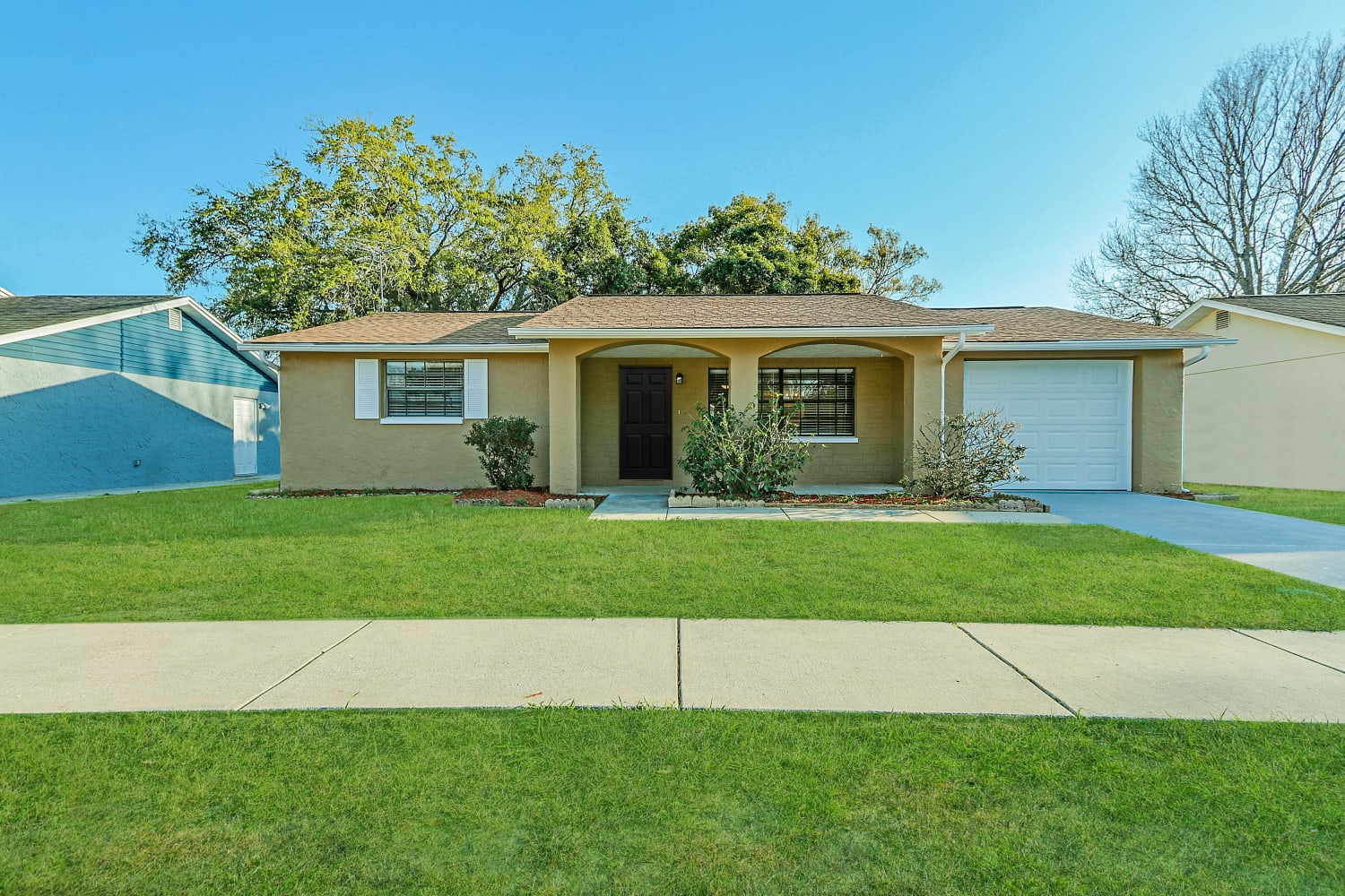 Front of 8324 Bluebonnet Pl, New Port Richey, FL