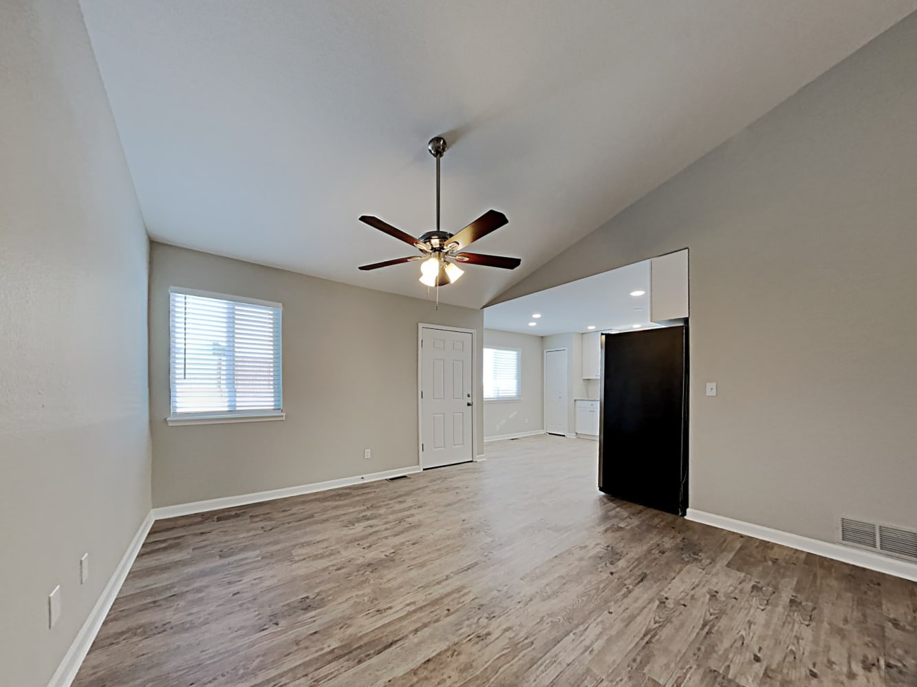 8334 Syrabi Pl, Colorado Springs photo 4