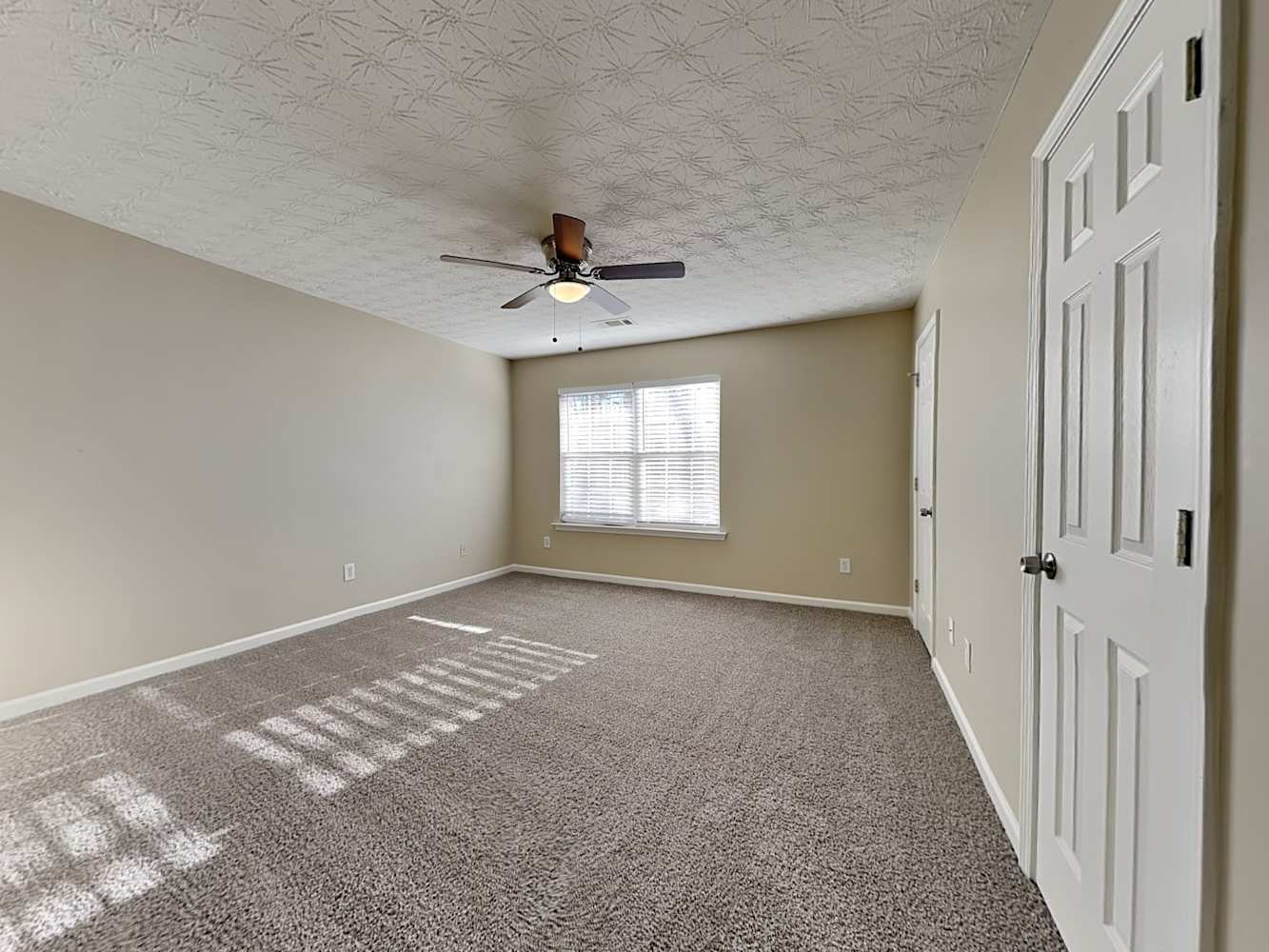 835 Roxfield Ct, Buford photo 16