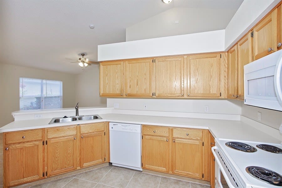 8354 Fort Clinch Ave, Orlando photo 9
