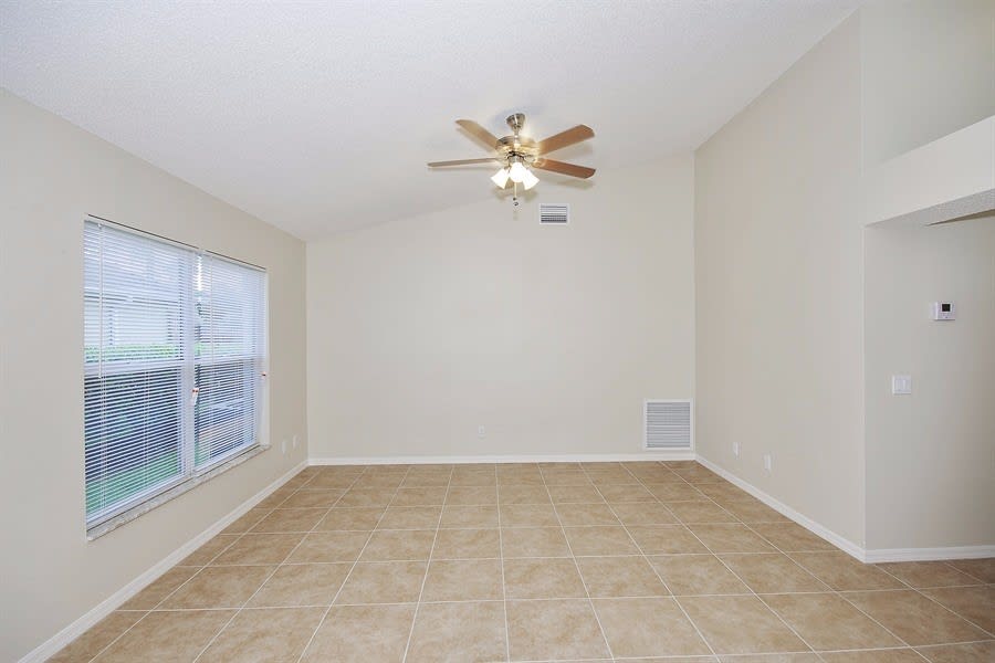 8354 Fort Clinch Ave, Orlando photo 11