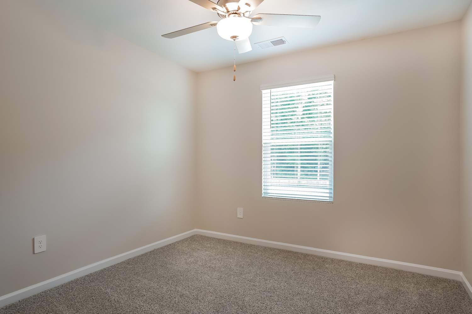 837 Holiday Park Ln, Knightdale photo 17