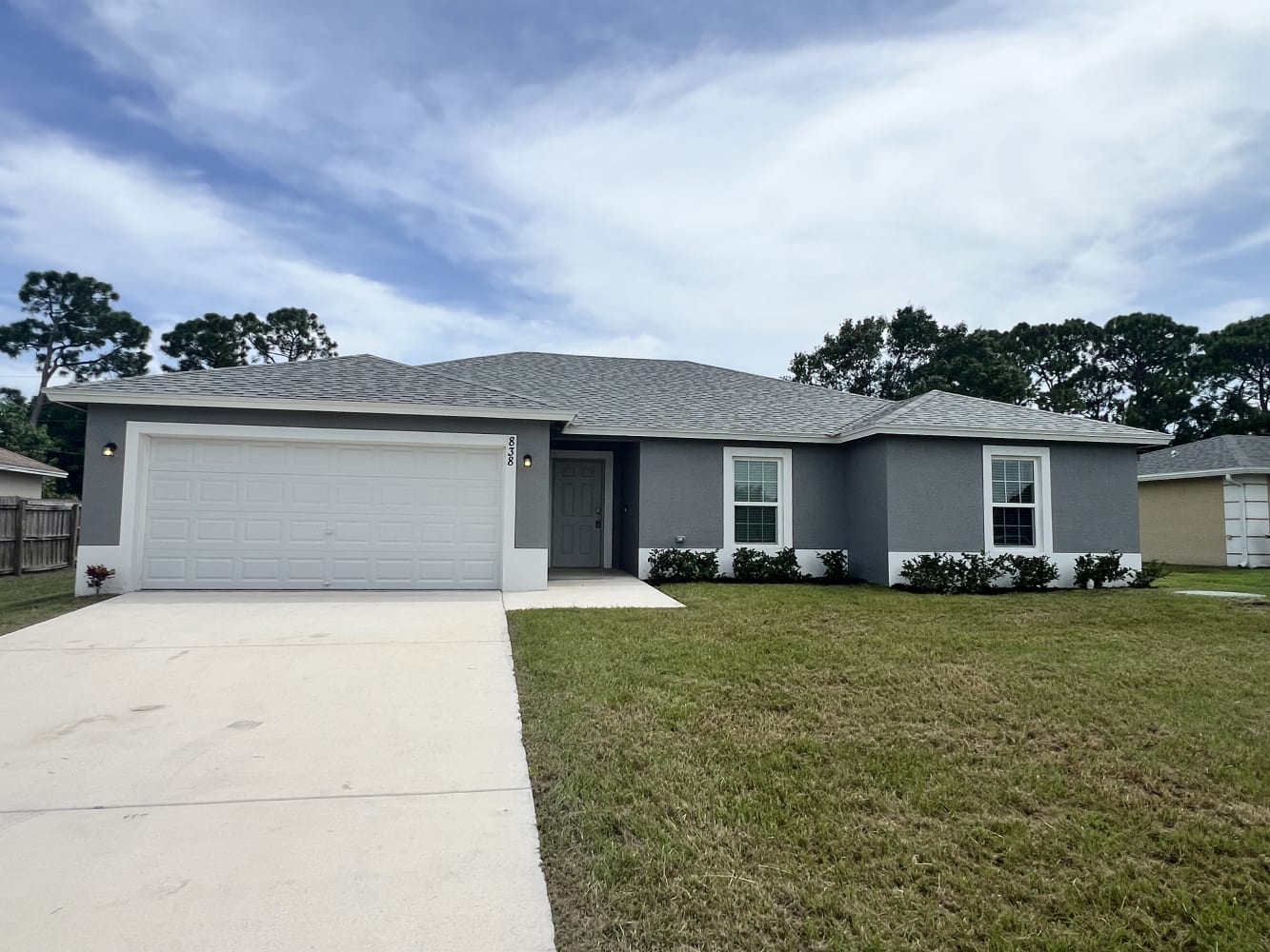 Front of 838 SW Canary Ter, Port Saint Lucie, FL