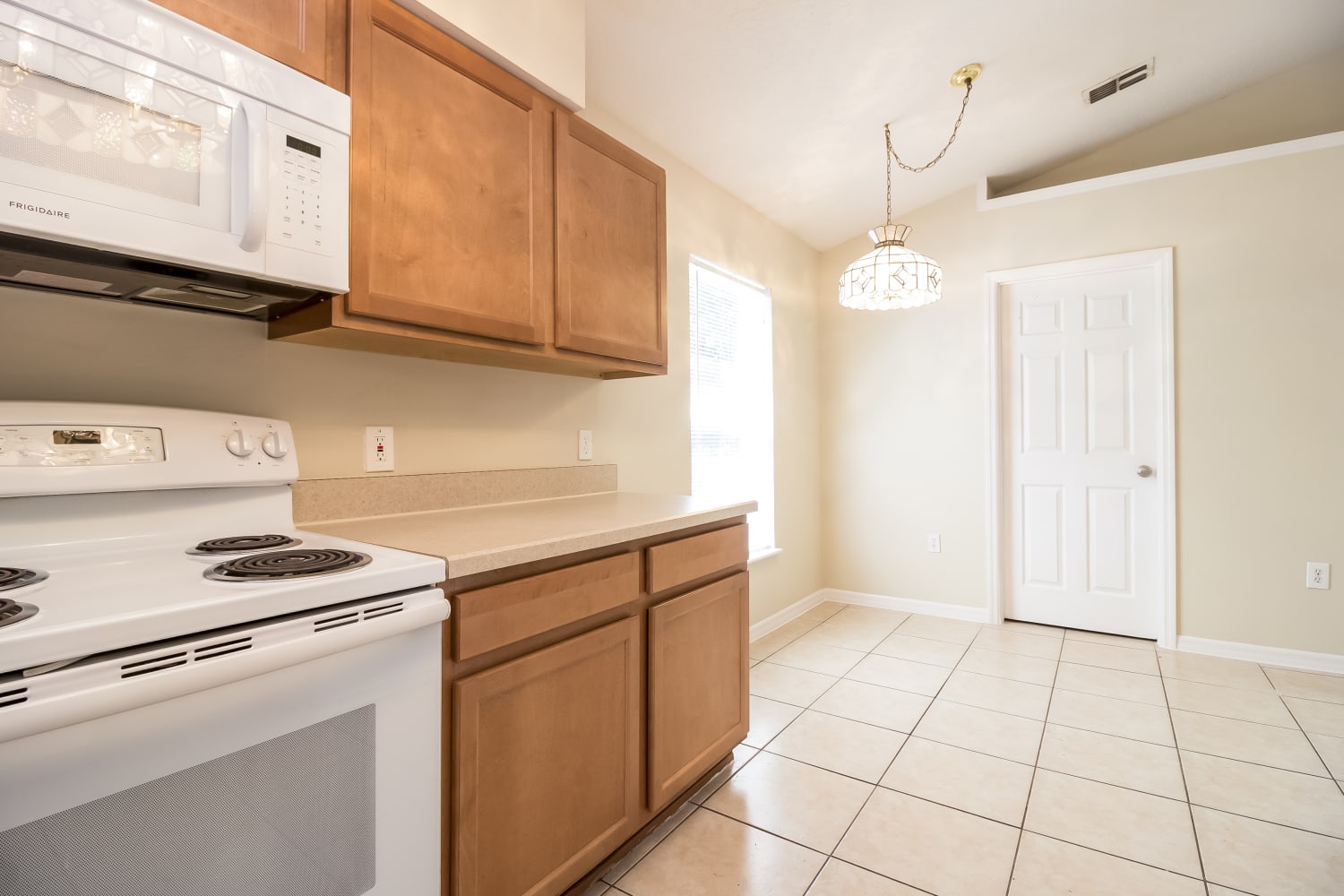 839 Delfino Pl, Lake Mary photo 8