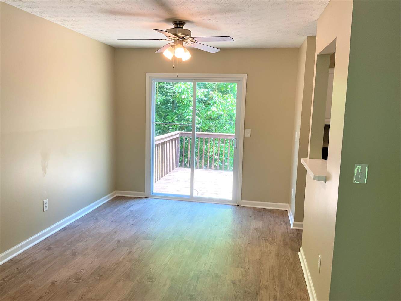 84 Birch Rill Dr, Alpharetta photo 9