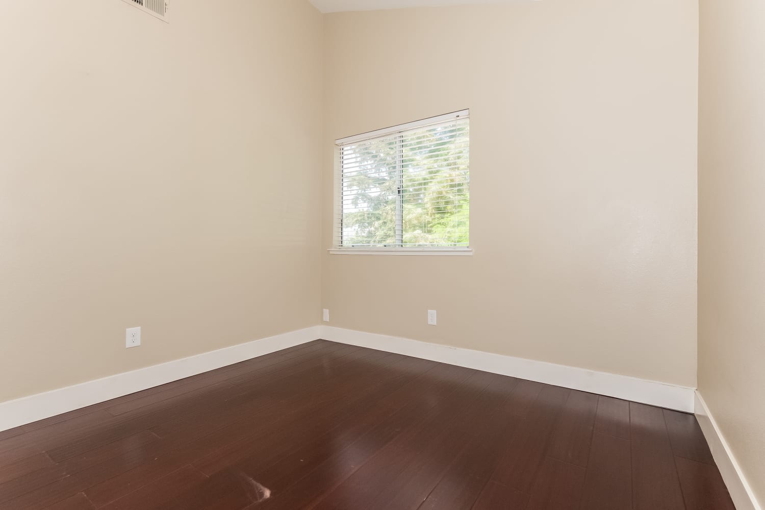 8448 Bramble Bush Cir, Antelope photo 10