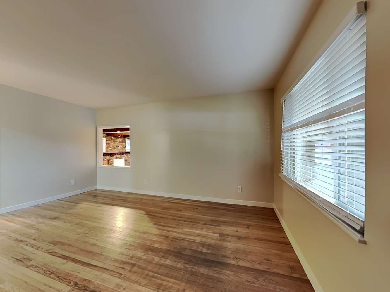 8451 Murietta Ave, Panorama City photo 7