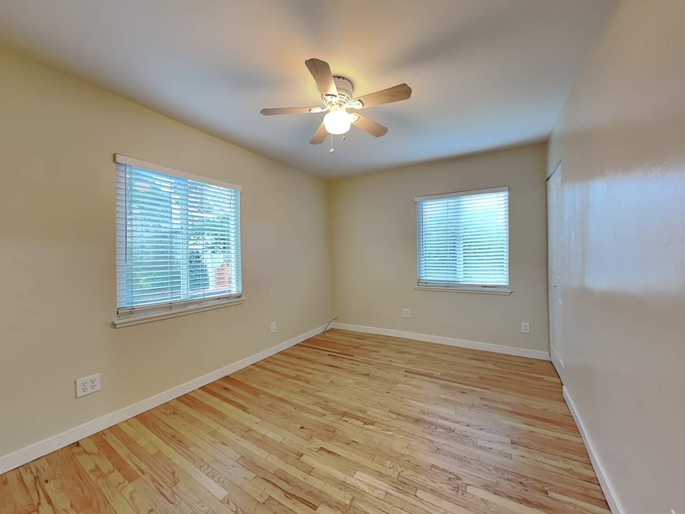 8451 Murietta Ave, Panorama City photo 9