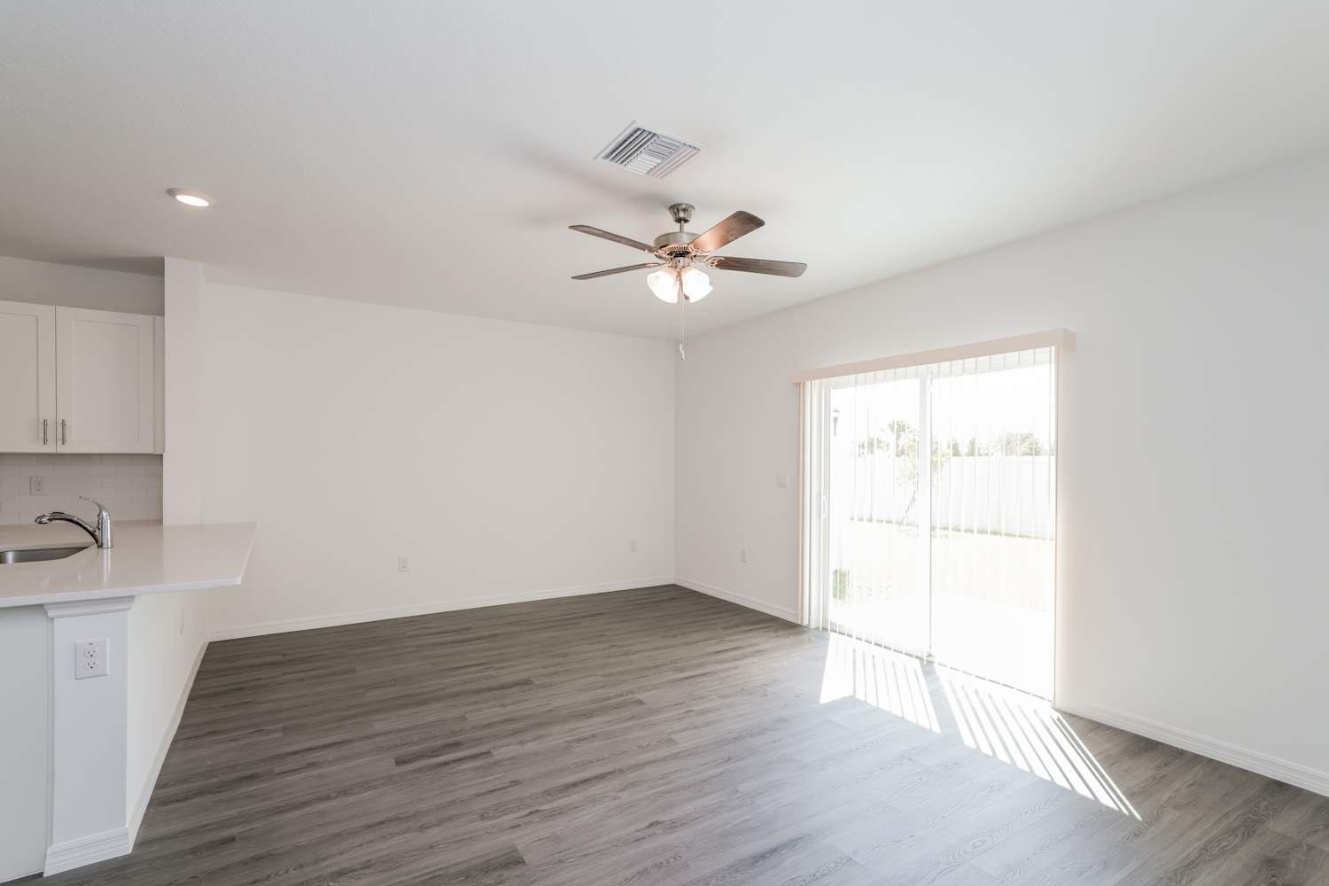 8457 Lofty Timber Way, Wesley Chapel photo 5