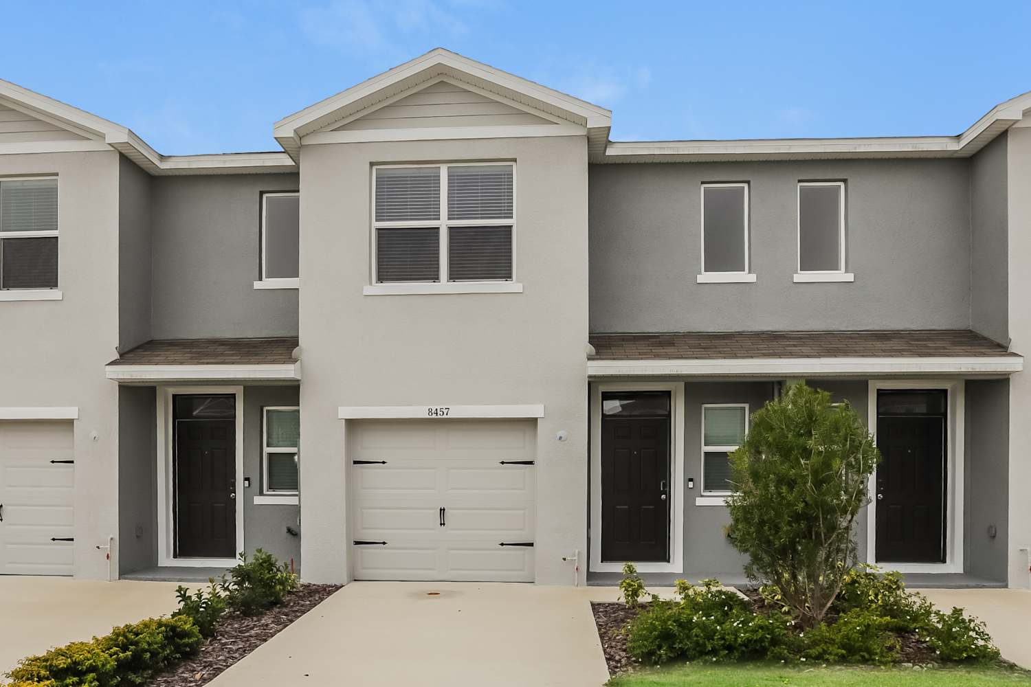 8457 Lofty Timber Way, Wesley Chapel photo 1