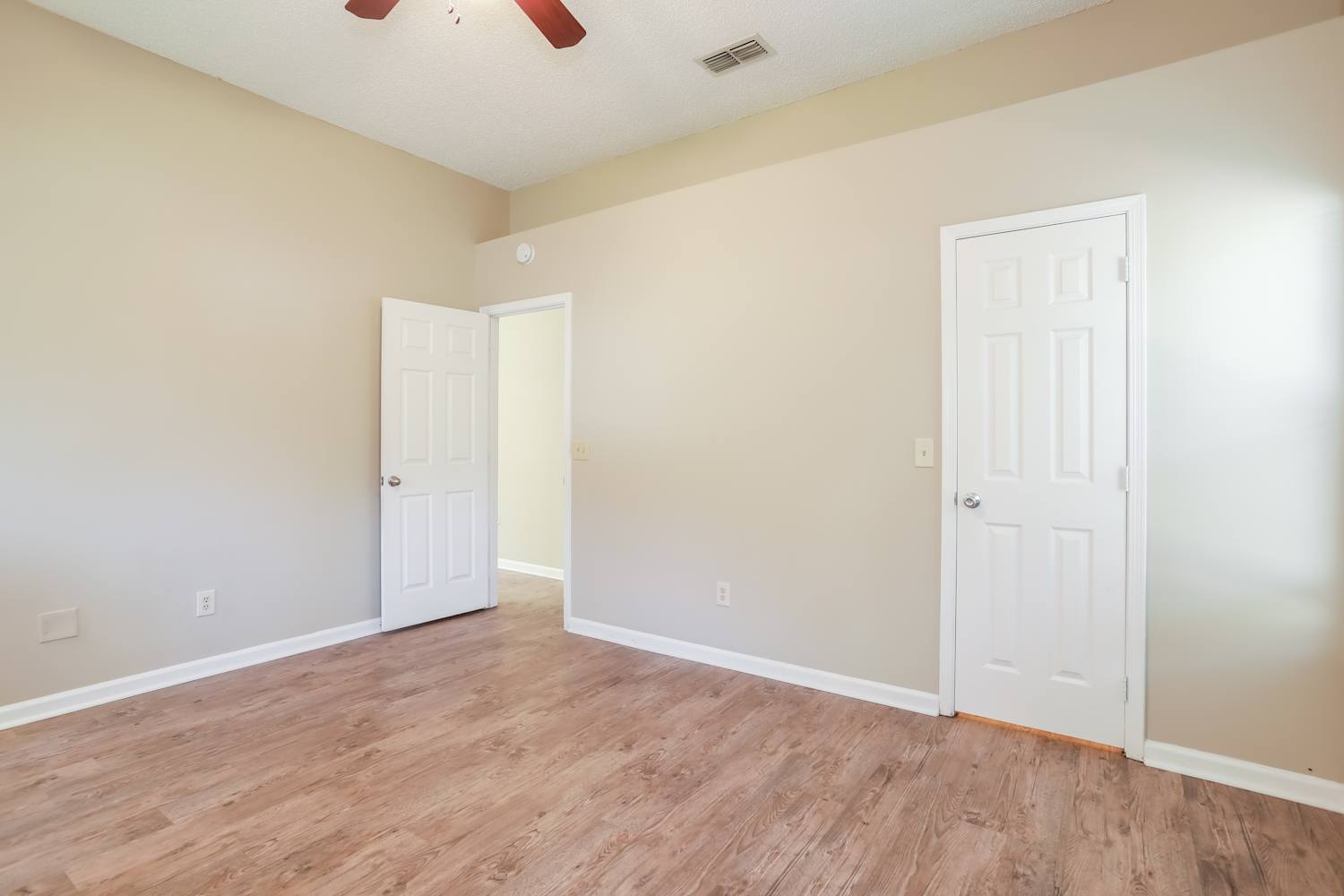 8460 Branchwater Dr, Jacksonville photo 10