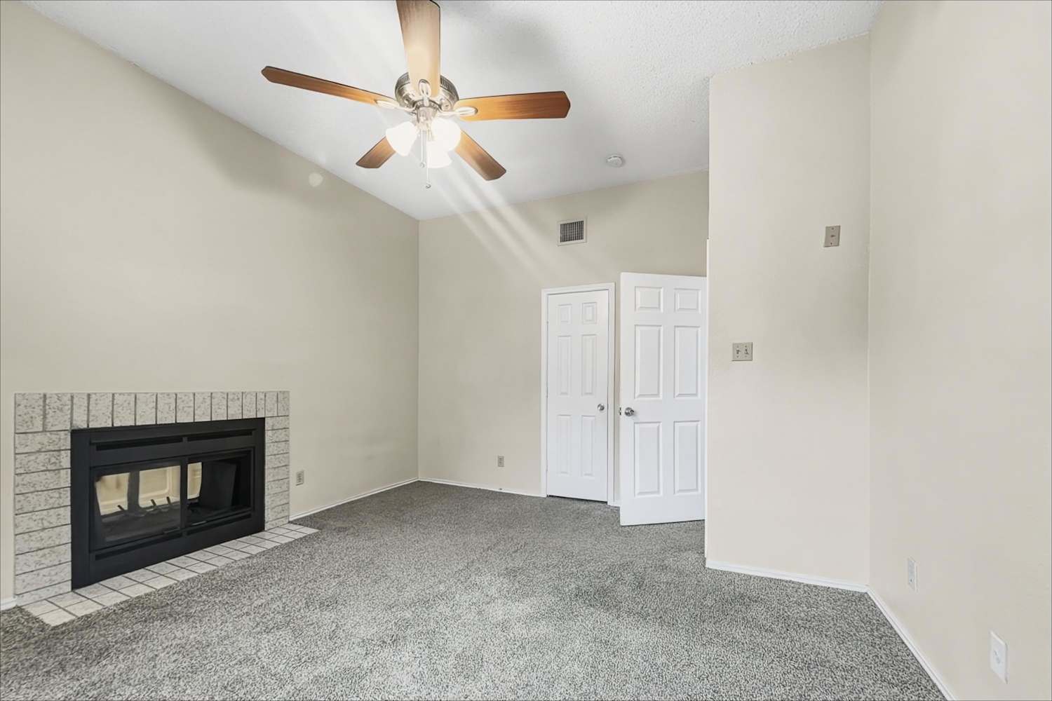 8512 Sabinas Trl, Fort Worth photo 11