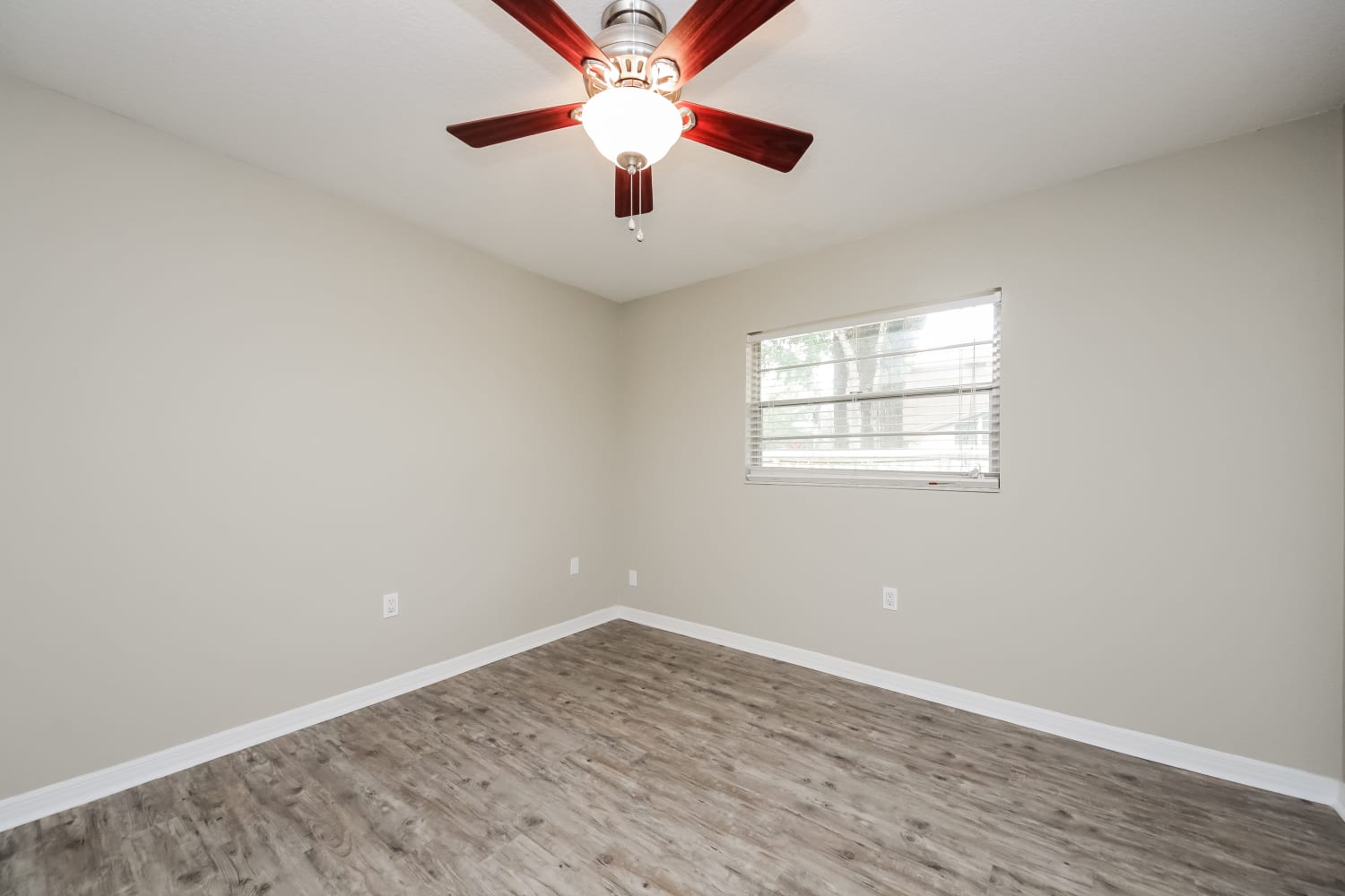 8516 Cedar Cove Ct, Orlando photo 10