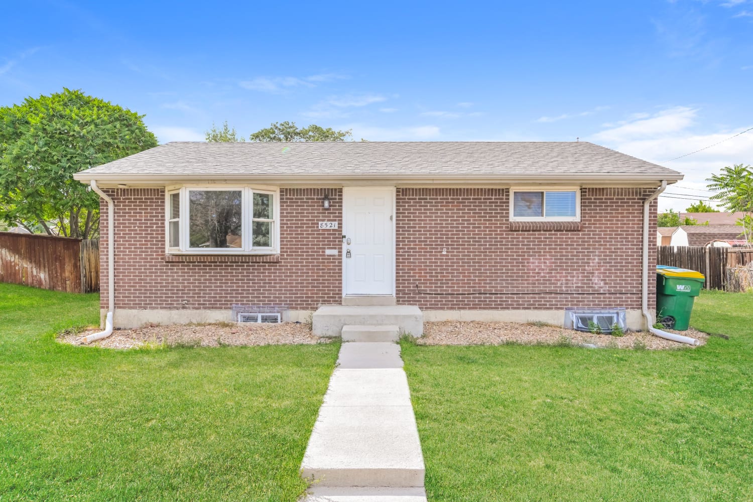 8521 Richard Rd, Denver photo 1