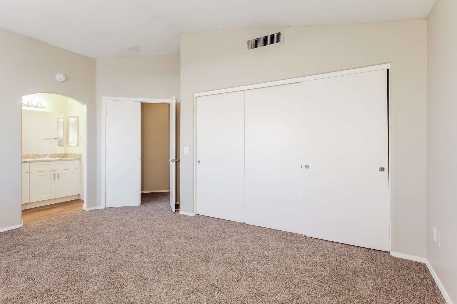 8526 W Cambridge Ave, Phoenix photo 12