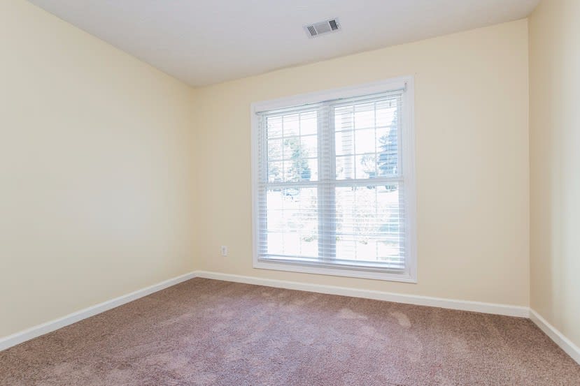 855 Simon Ive Dr, Lawrenceville photo 11