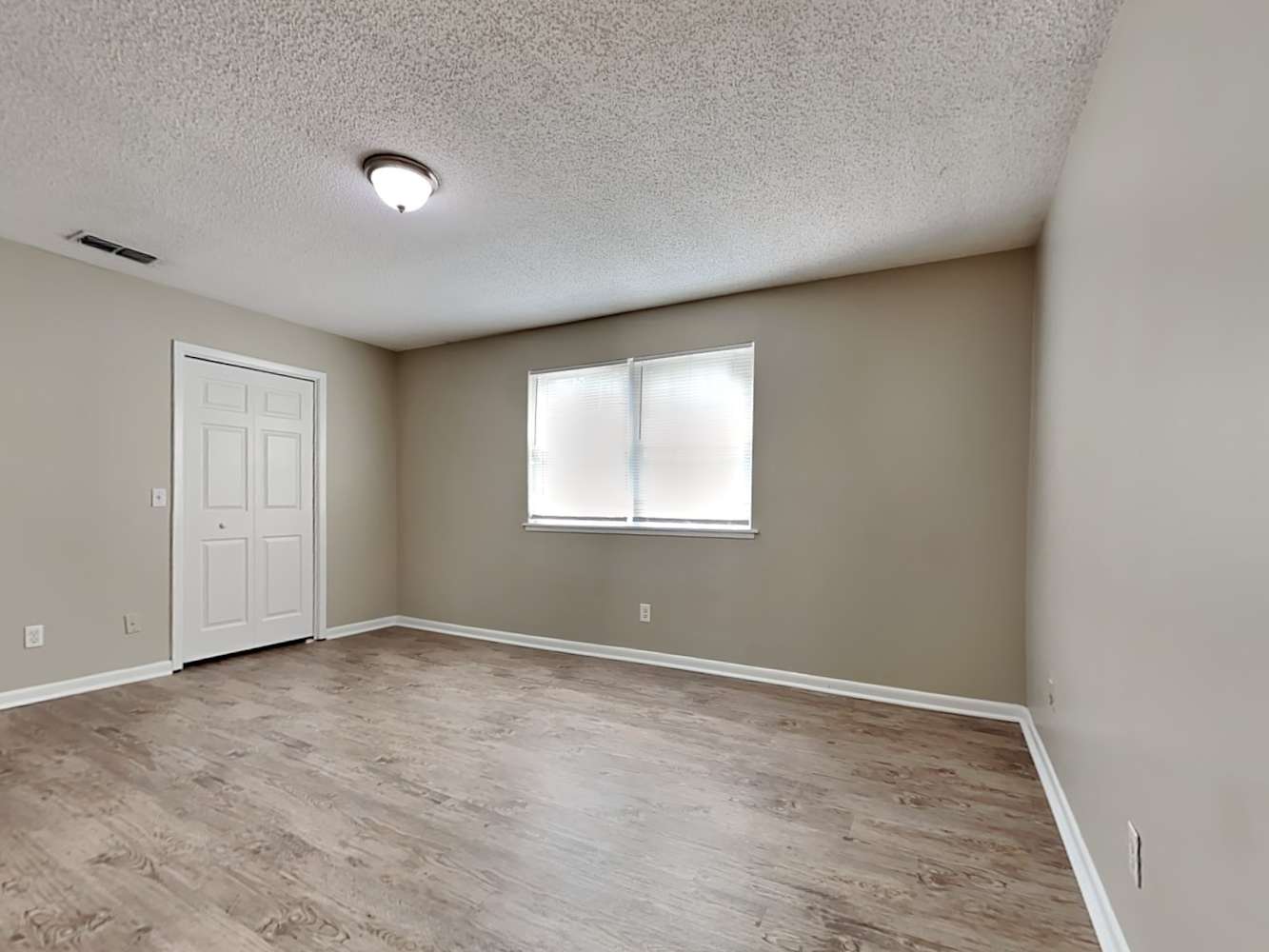 8552 Boysenberry Ln, Jacksonville photo 9