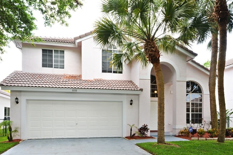 8556 NW 57th Dr, Coral Springs photo 1