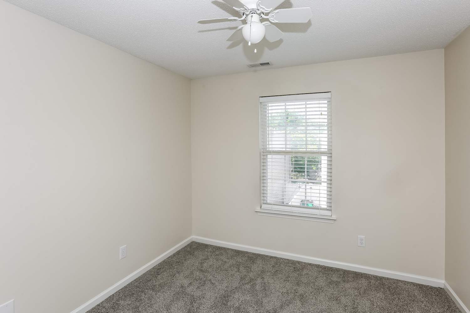 8611 Meadowmont View Dr, Charlotte photo 12