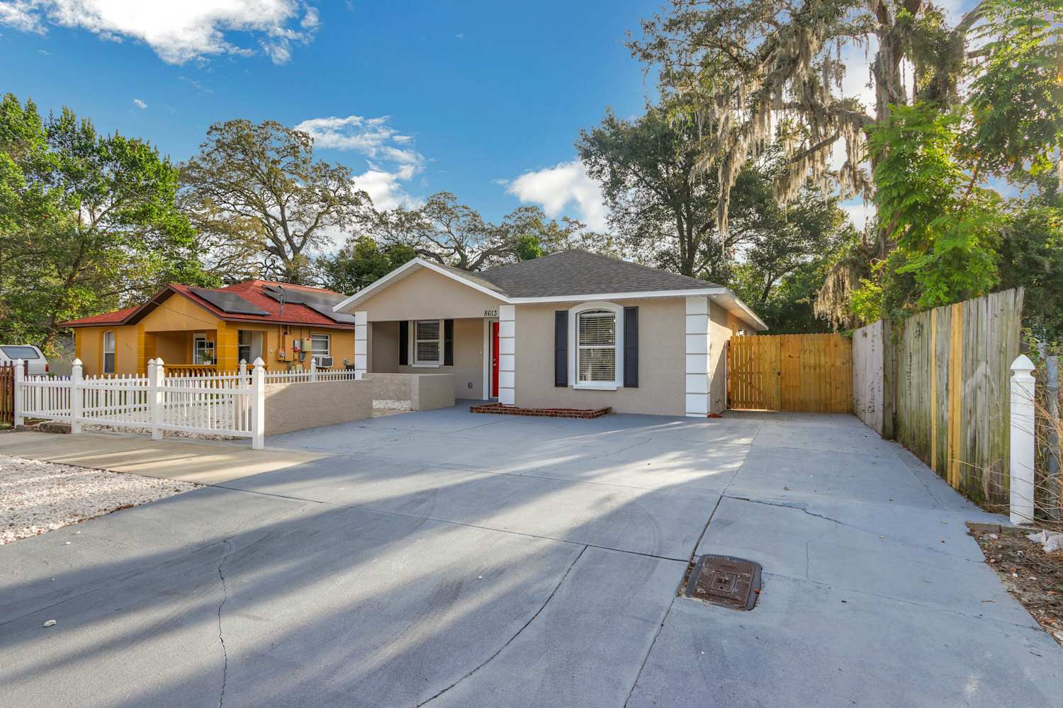 Front of 8613 N Mulberry St, Tampa, FL
