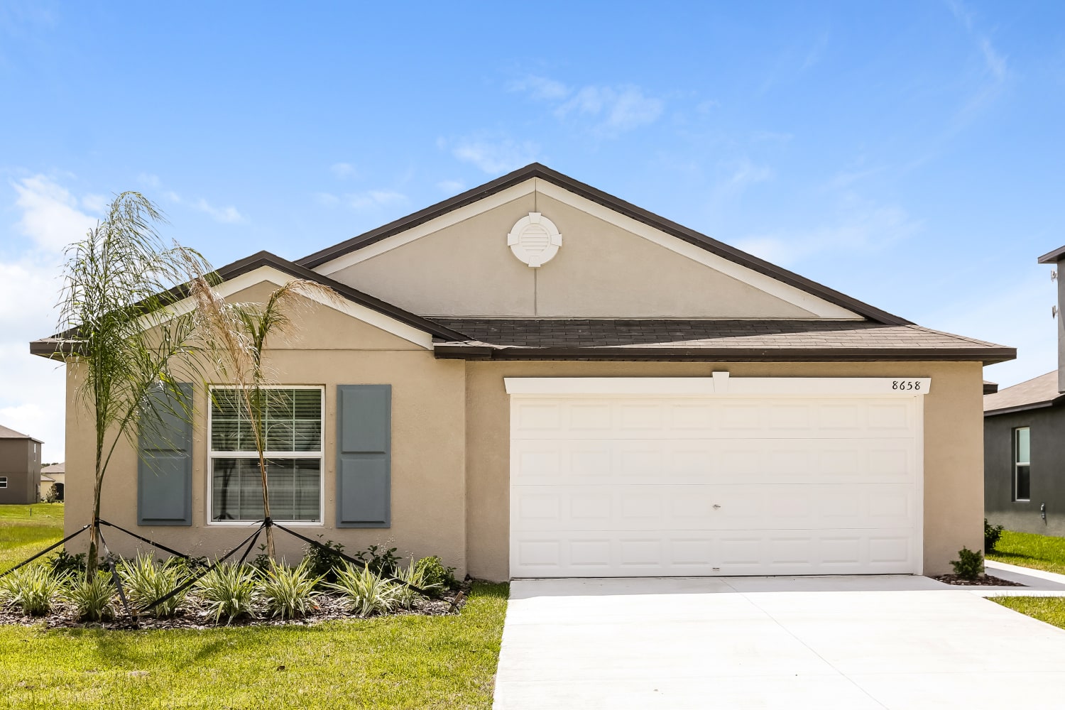 Front of 8658 40Th Cir E, Palmetto, FL