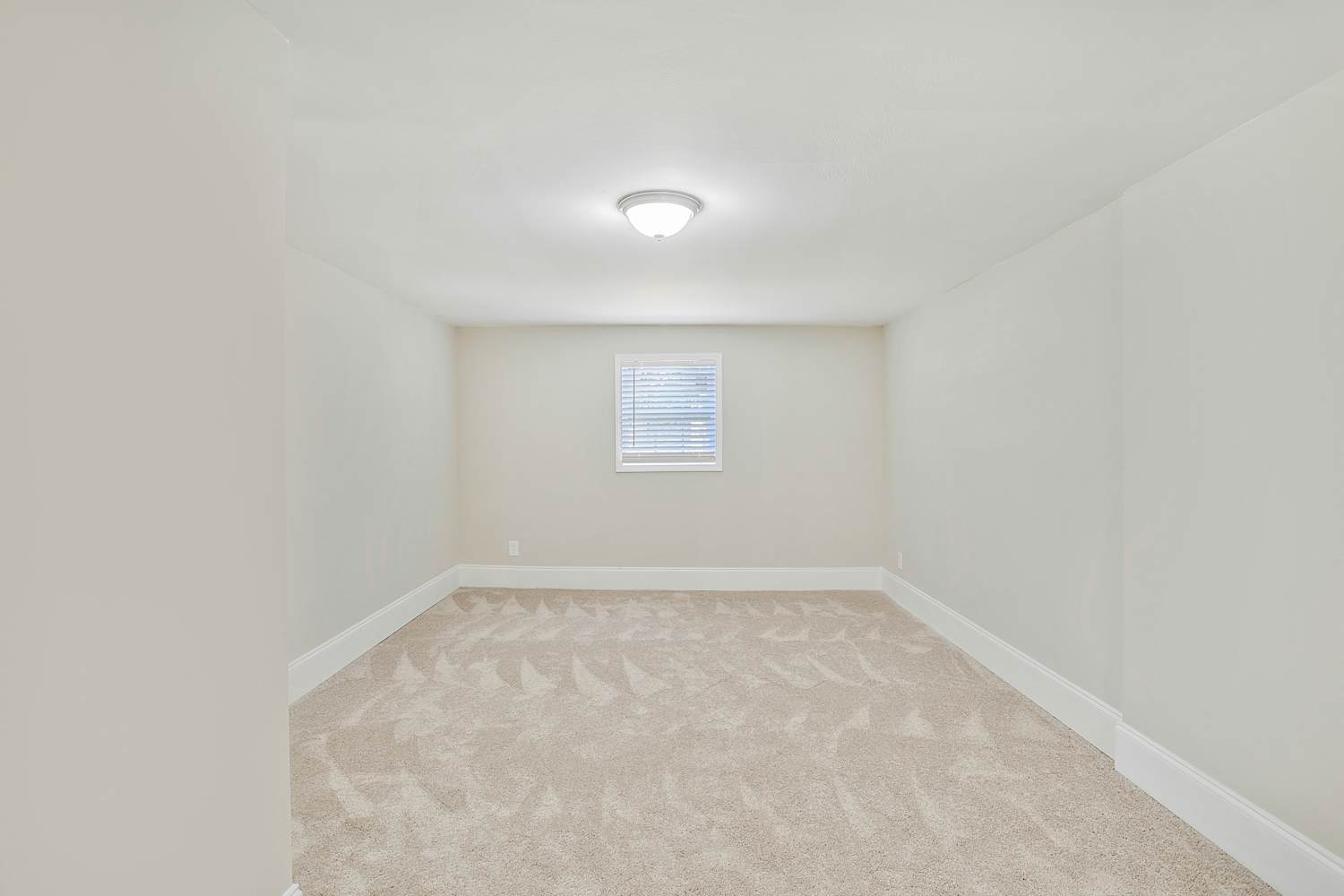 869 Market Way, Clarkston photo 14