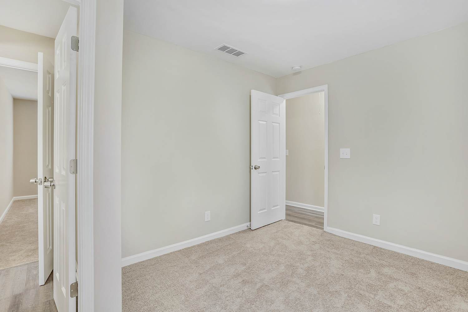 869 Market Way, Clarkston photo 13