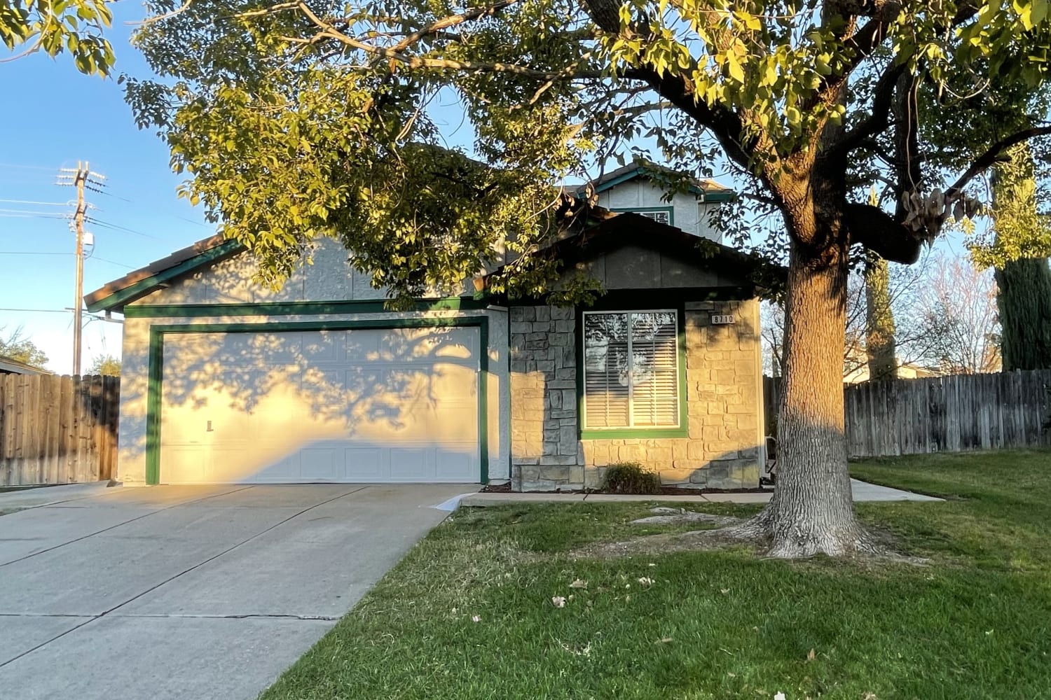 Front of 8710 Clear Star Ct, Elk Grove, CA
