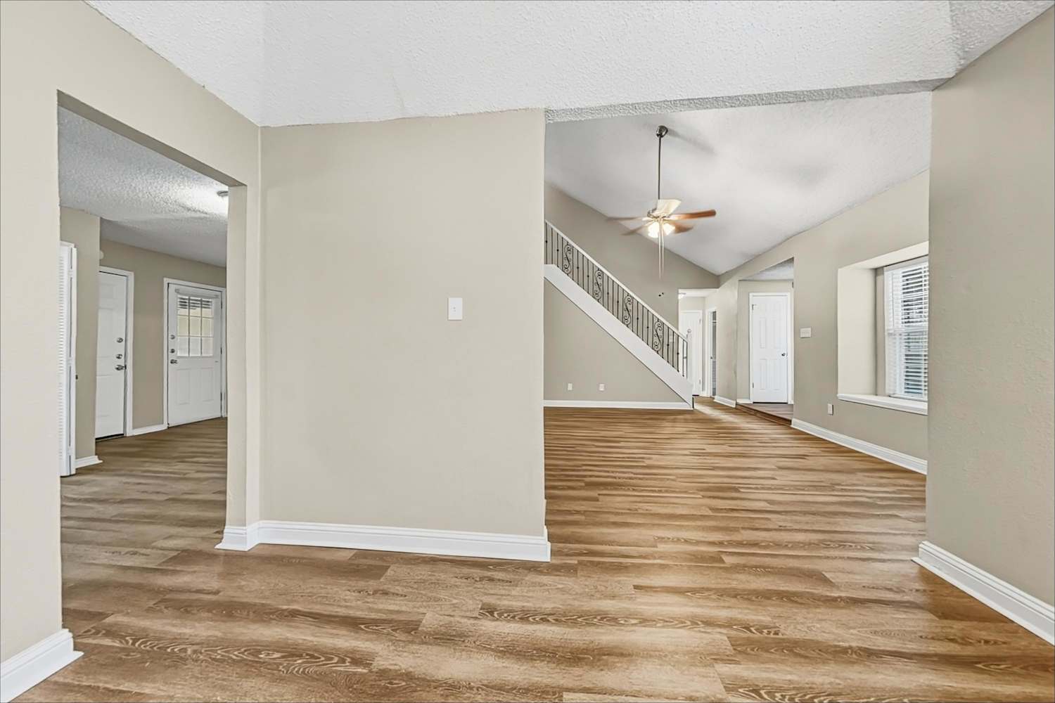 8713 Wood Glen Dr, Rowlett photo 6