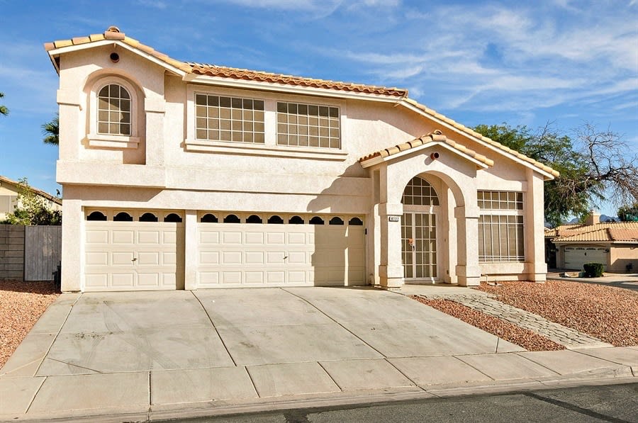 Front of 8722 Hawk Canyon St, Henderson, NV