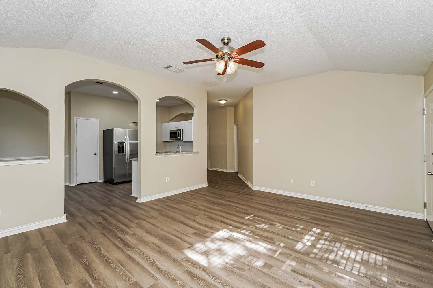 8724 Eaglestone Way, Fort Worth photo 6