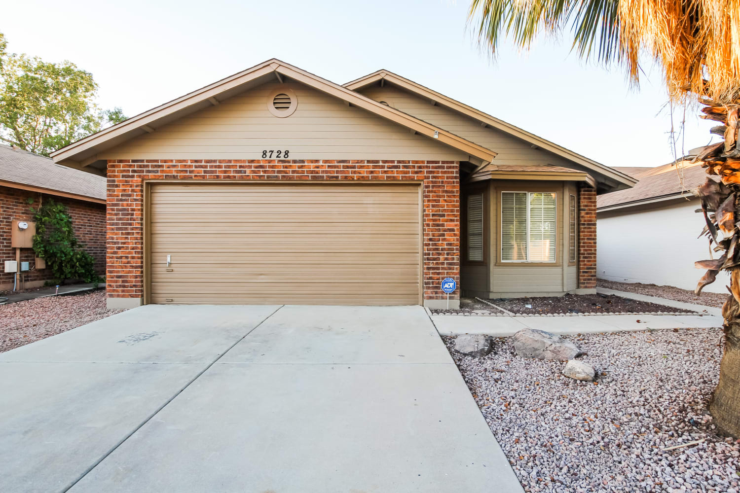 Front of 8728 W Meadow Dr, Peoria, AZ