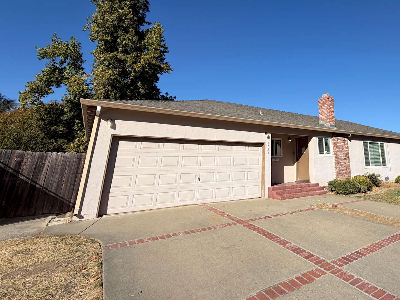 Front of 8733 Baxter Way, Orangevale, CA