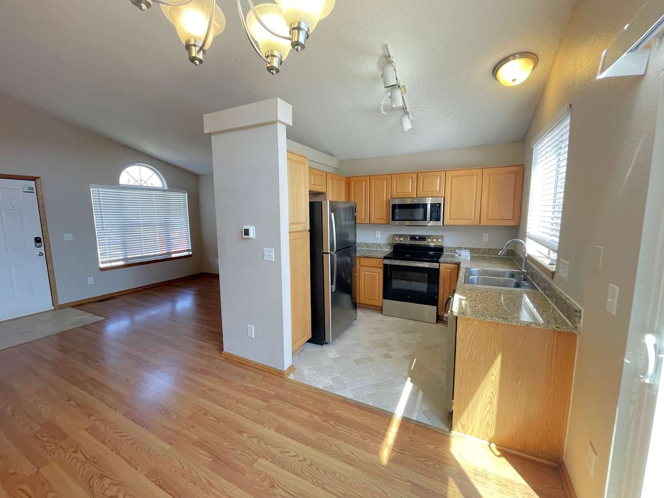8736 Greengrass Way, Parker photo 6