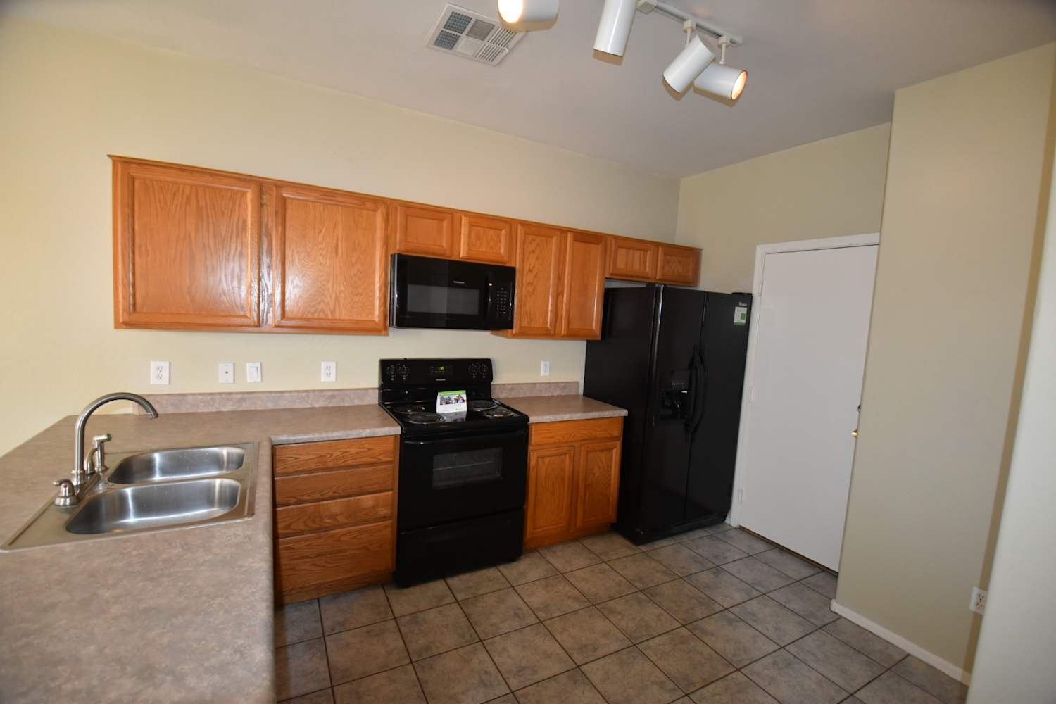 8743 E Kilarea Ave, Mesa photo 6