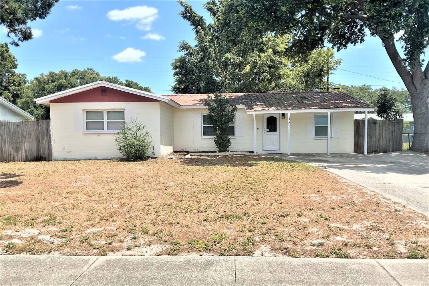 Front of 8795 54th St N, Pinellas Park, FL