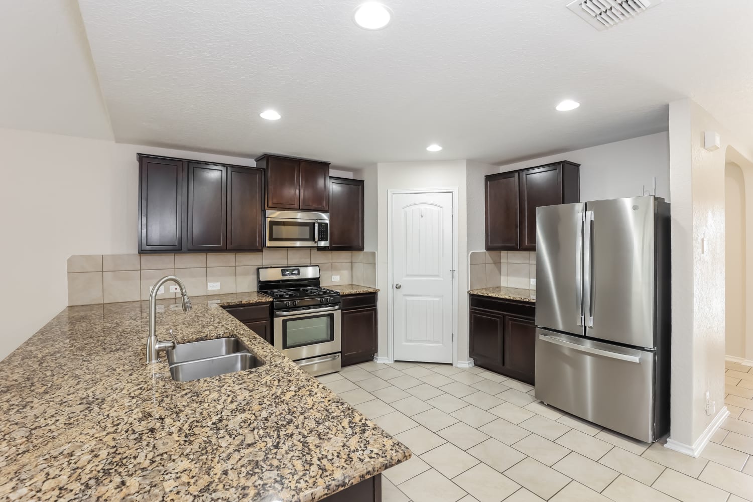 8813 Palmetto Fls, San Antonio photo 6