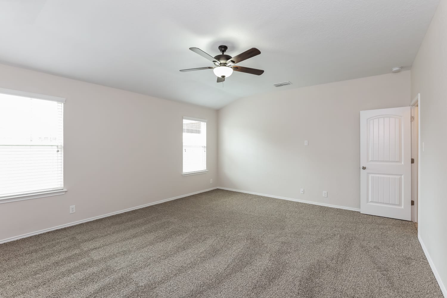 8813 Palmetto Fls, San Antonio photo 8