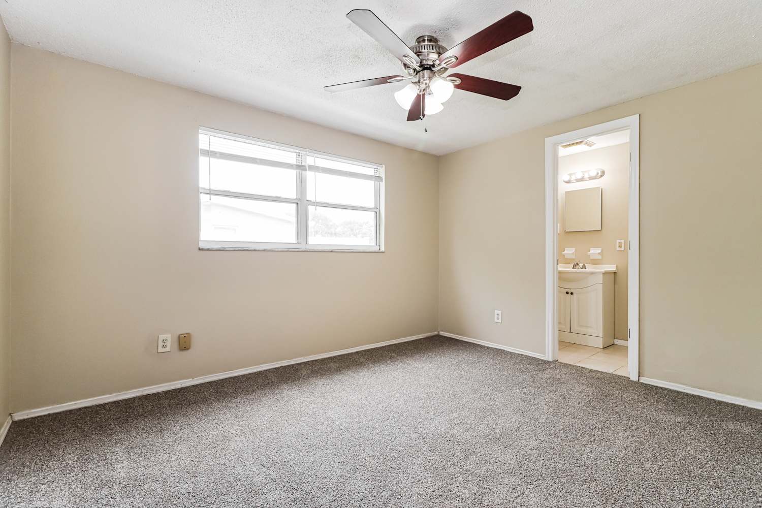 8837 79th Pl, Seminole photo 10