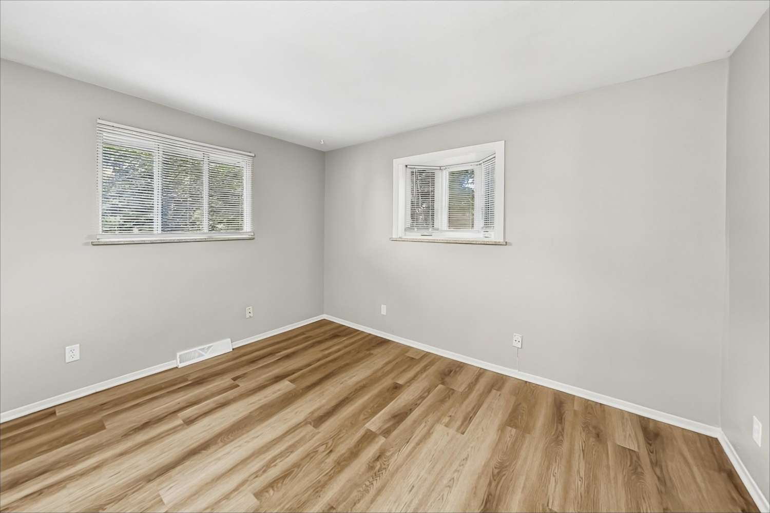 8866 W Asbury Drive, Lakewood photo 11