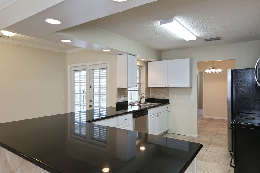 8901 NW 80th Dr, Tamarac photo 9