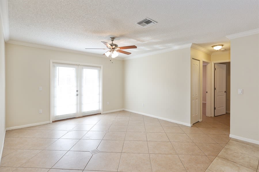 8901 NW 80th Dr, Tamarac photo 6