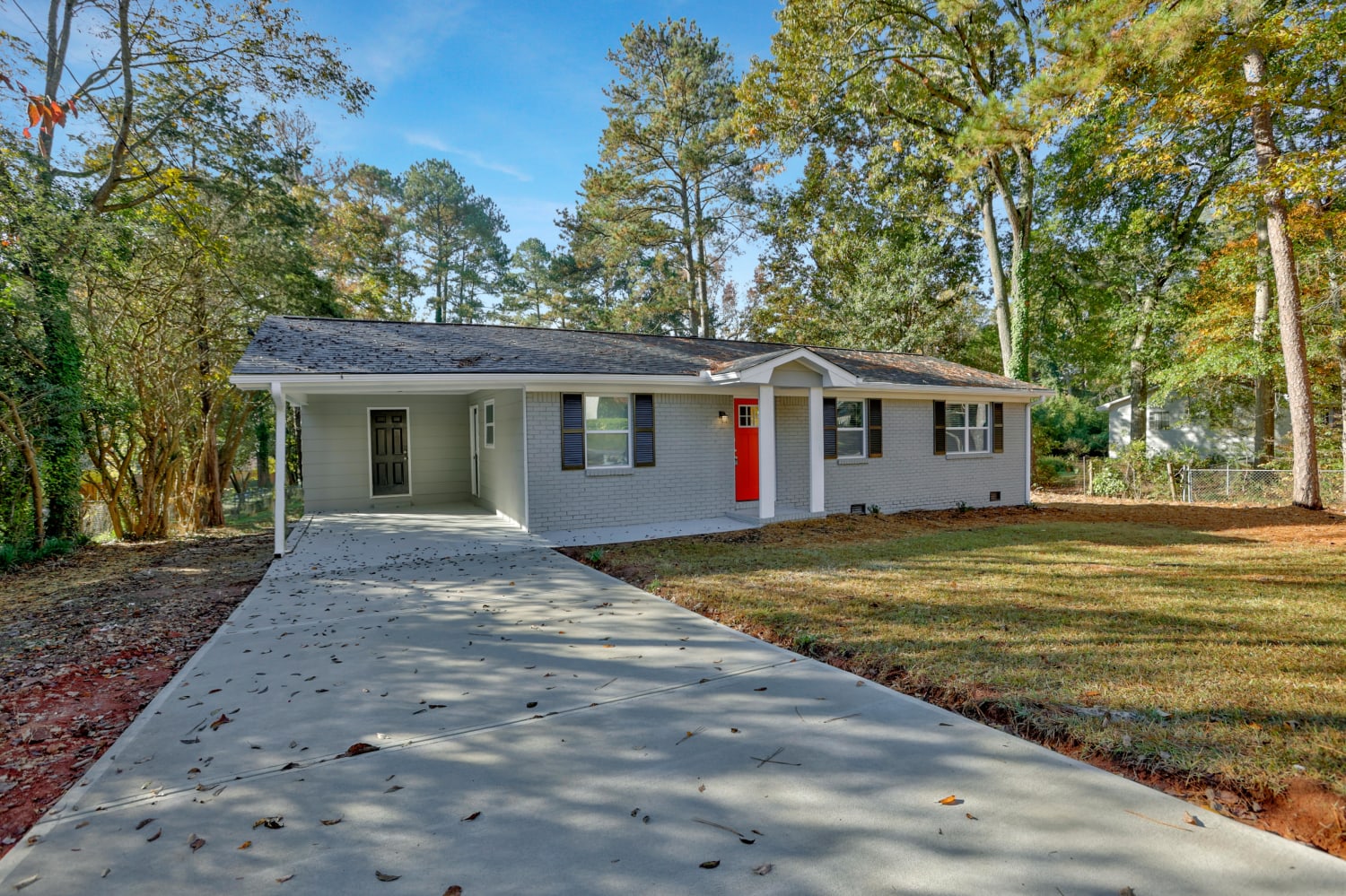 Front of 891 Carlton Dr Se, Conyers, GA
